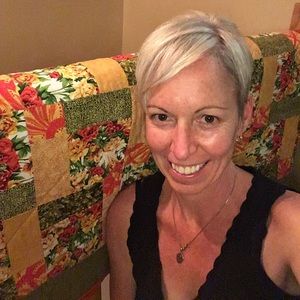 Meet your Posher, Denise